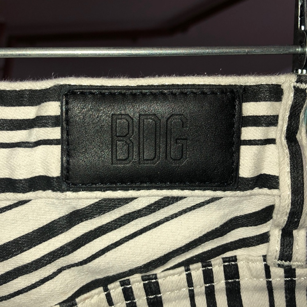 BDG Jeans | Black & White stripped. - Picture 4 of 6